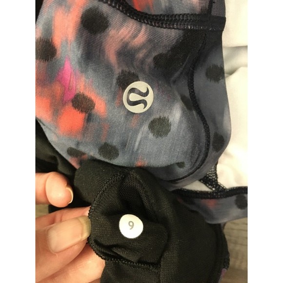 EUC LULULEMON Kanto Catch Me Tank Windy Blooms Regal Plum Size 6 - Picture 7 of 7